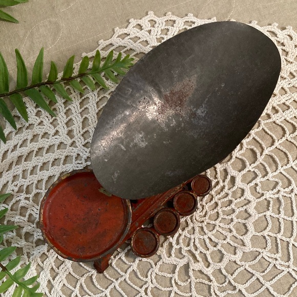 Antique Cast Iron 3 Piece Mini Scale - Picture 8 of 14